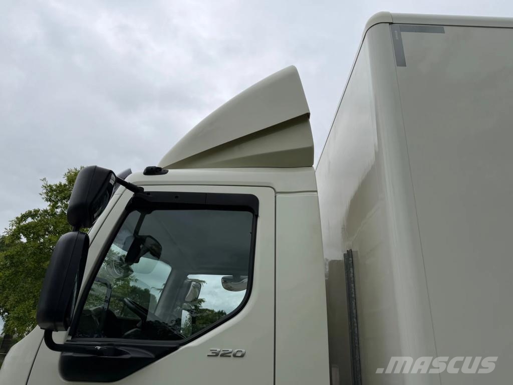 DAF CF 320 LF.320.19 EURO6. 99823 km! Kofferaufbau