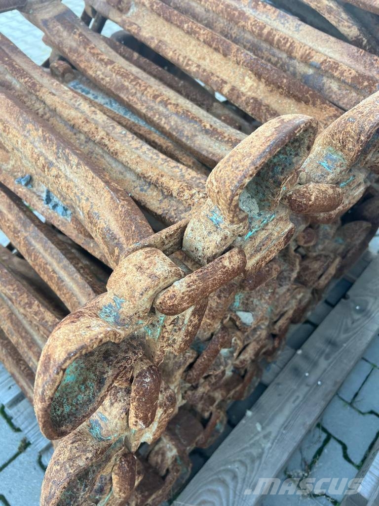 Olofsfors KovaX 26 700/710 x 26,5 USED Lindid, ketid ja alusvankrid