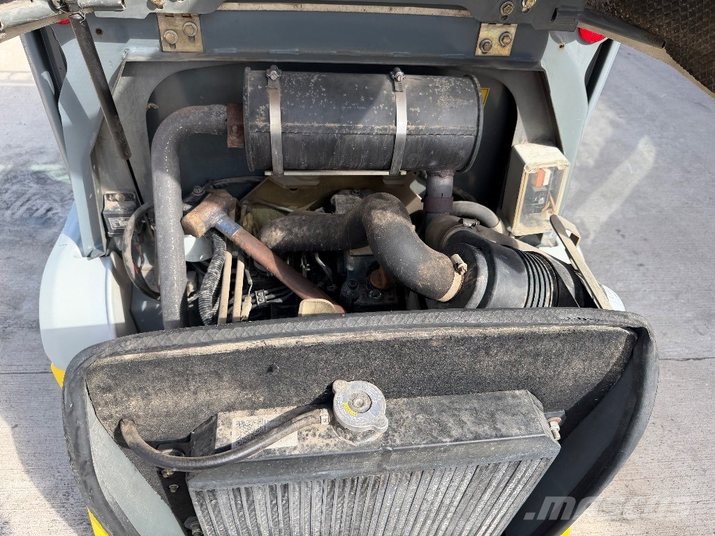 Kramer 350 휠로우더