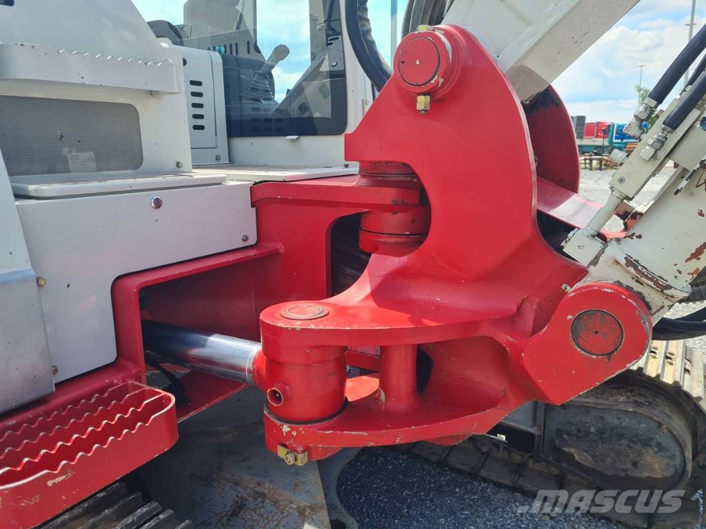 Takeuchi TB 2150 Bageri guseničari