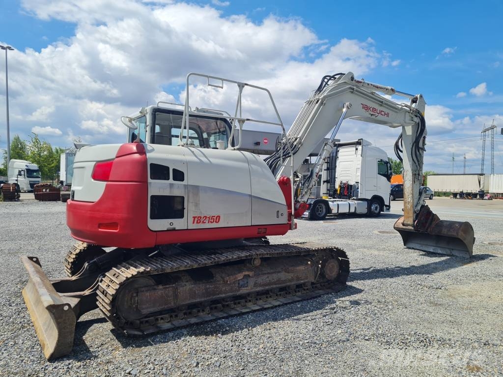 Takeuchi TB 2150 Bageri guseničari