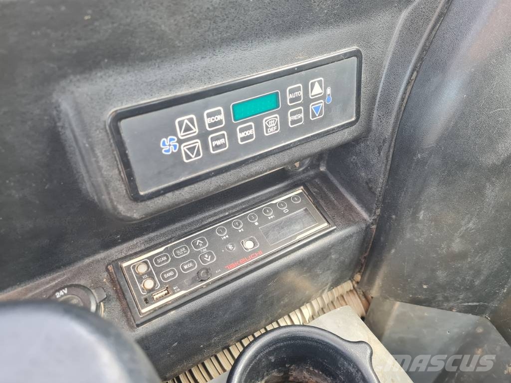 Takeuchi TB 2150 Bageri guseničari