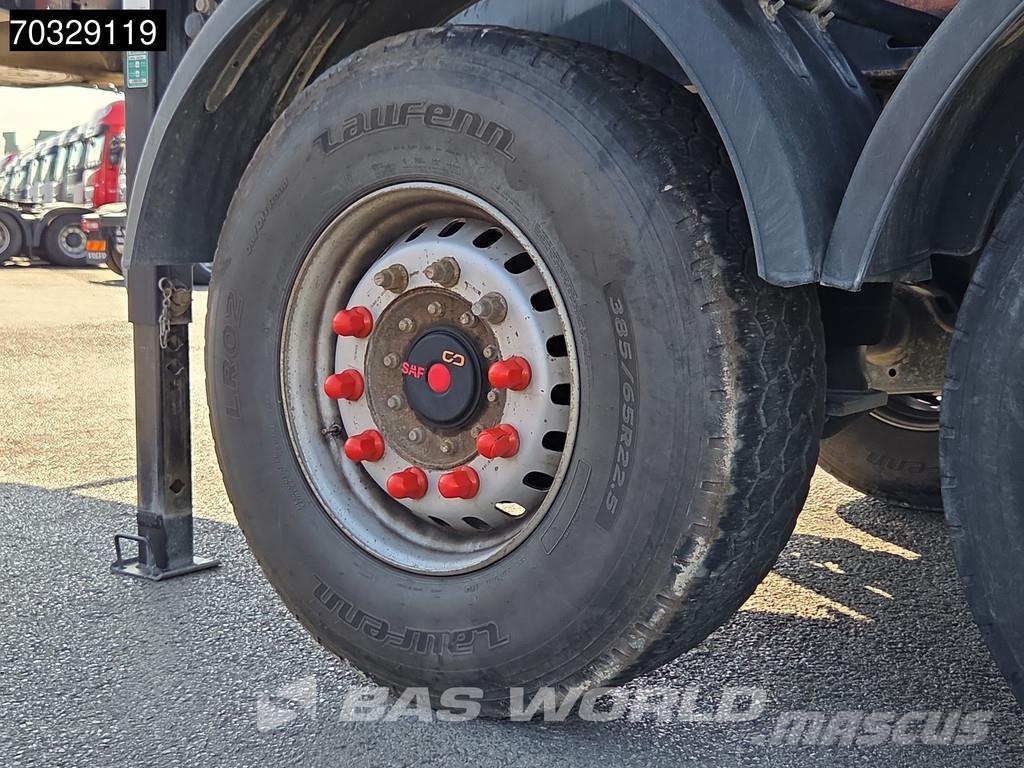 Schwarzmüller SK 3 axles Lift Axle Steel Tipptrailer