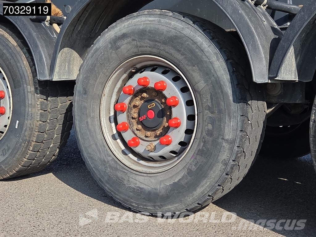 Schwarzmüller SK 3 axles Lift Axle Steel Tipptrailer