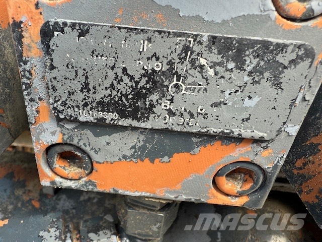 Schwing CONCRETE PUMP NO ENGINE NO COMPLET Accesorios para equipo de pilotaje / partes de repuesto