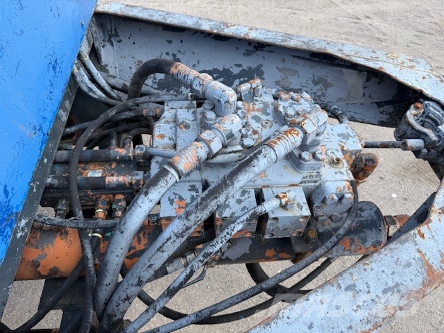 Schwing CONCRETE PUMP NO ENGINE NO COMPLET Accesorios para equipo de pilotaje / partes de repuesto