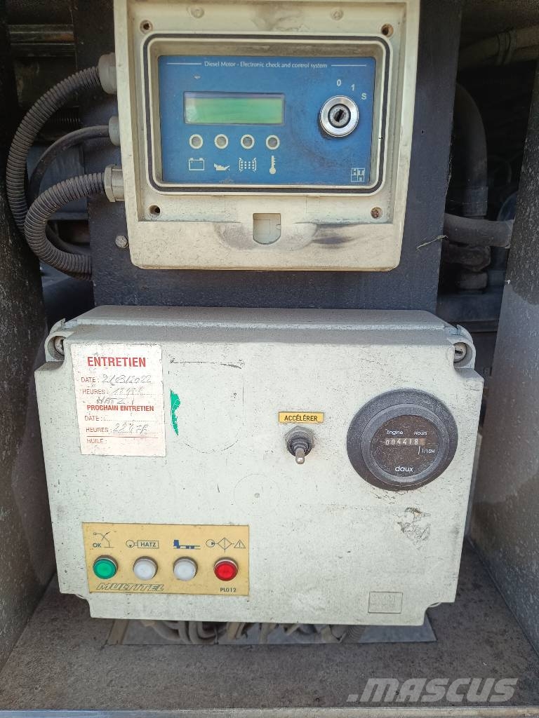 Multitel J123TA المنصات الهوائية المثبتة على شاحنة
