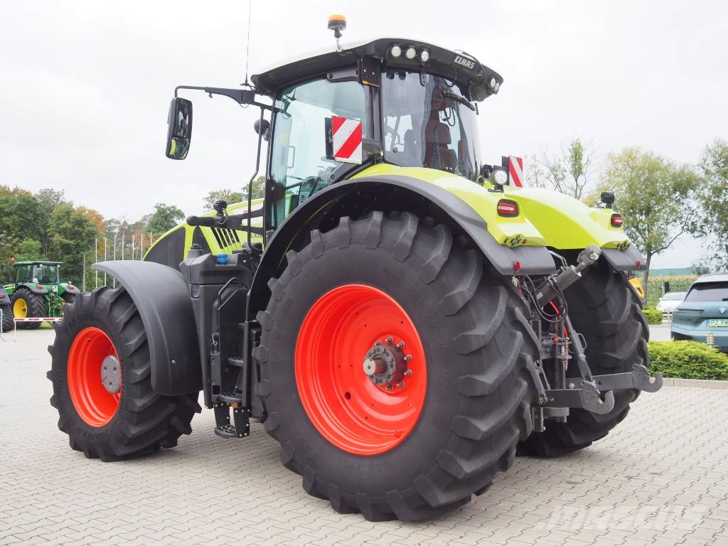 CLAAS Axion 930 CMATIC PTO GPS Трактори