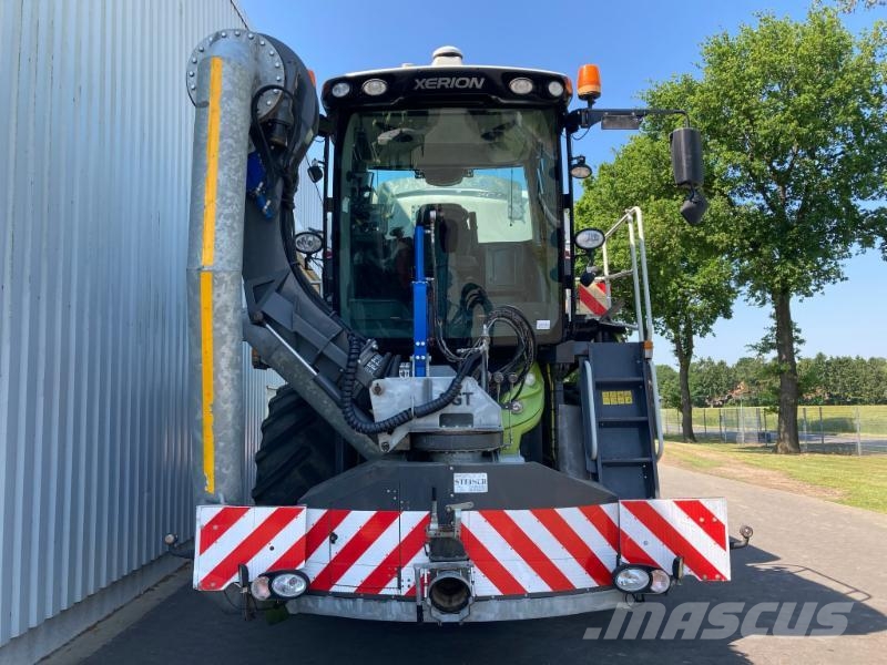 CLAAS XERION 4000 SADDLE TRAC 트랙터