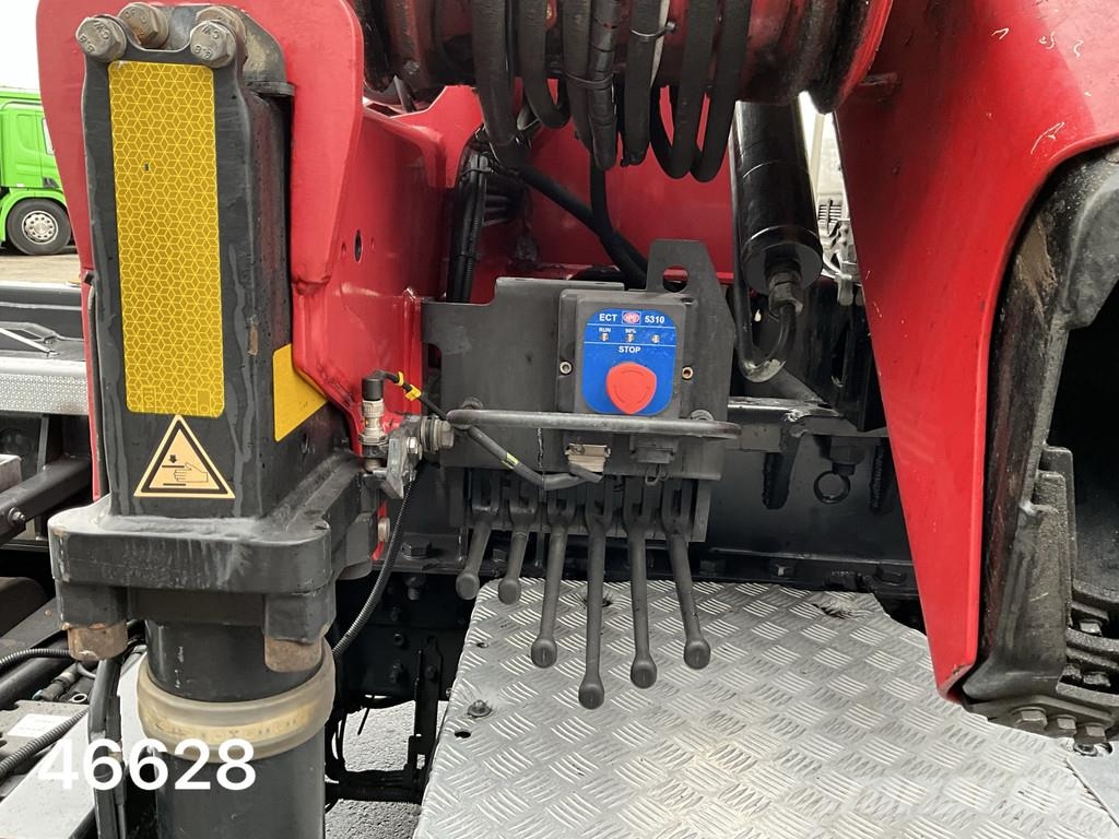 Scania P 360 HMF 22 Tonmeter laadkraan Vrachtwagen met containersysteem