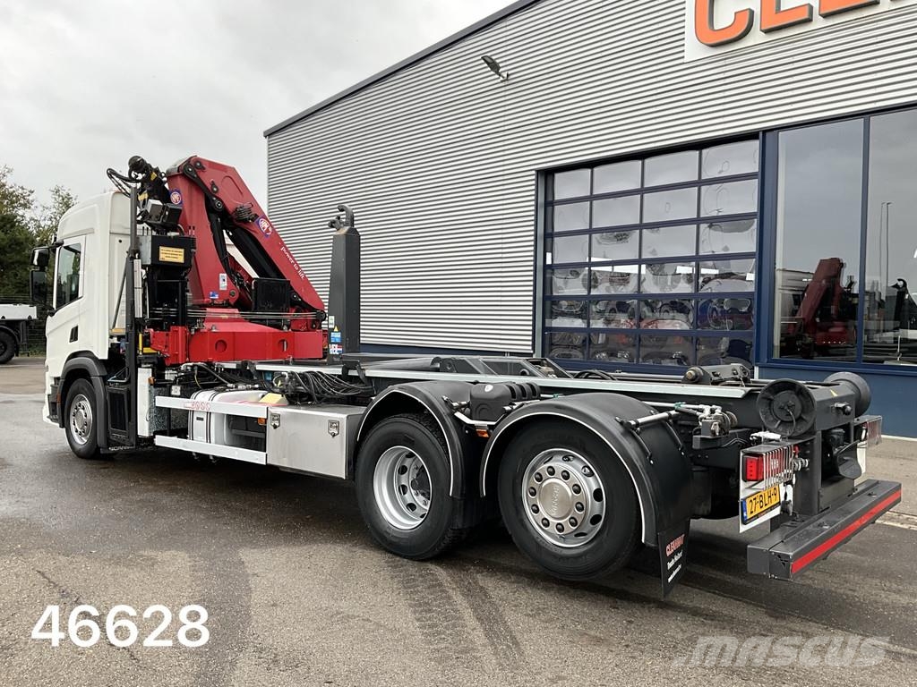 Scania P 360 HMF 22 Tonmeter laadkraan Rol kiper kamioni s kukama za dizanje