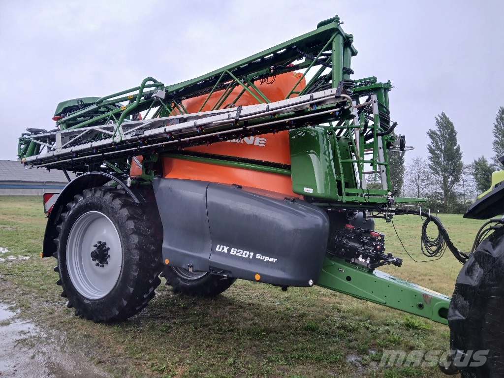 Amazone UX 6201 Super Anhängespritzen