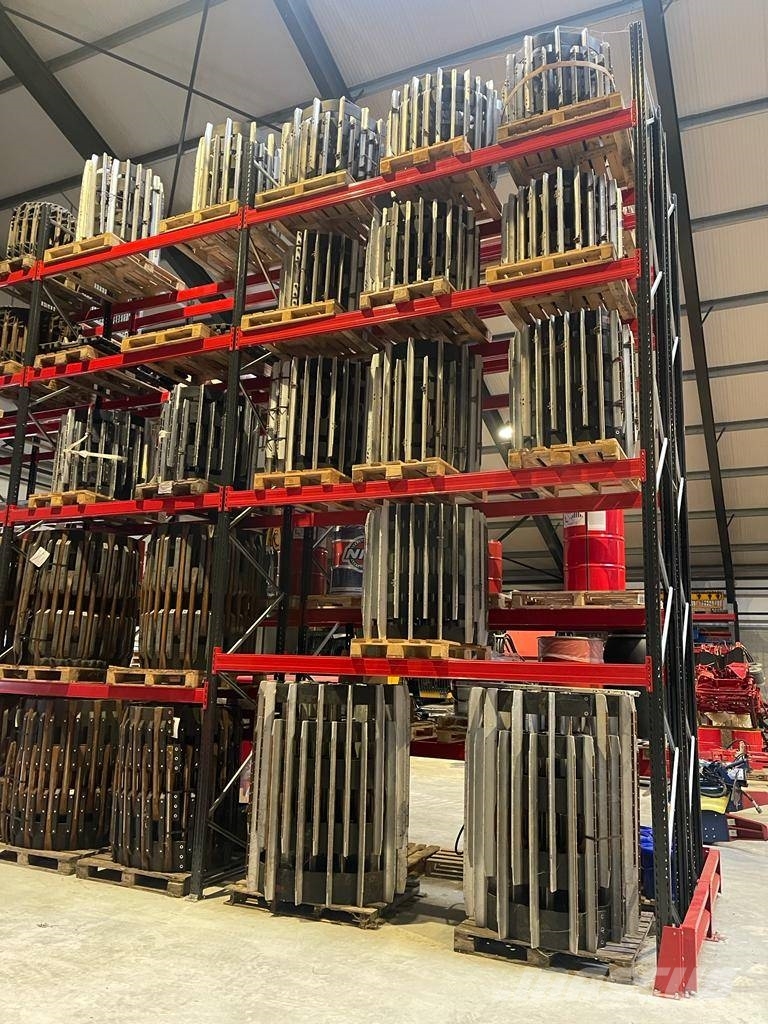 Kässbohrer Pistenbully PB 100 토양관리 장비 - 기타