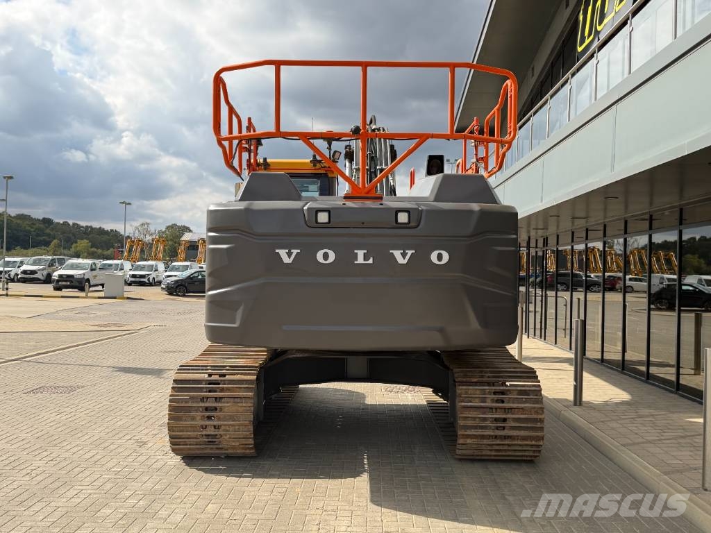 Volvo EC 230 FL5 حفارات زحافة