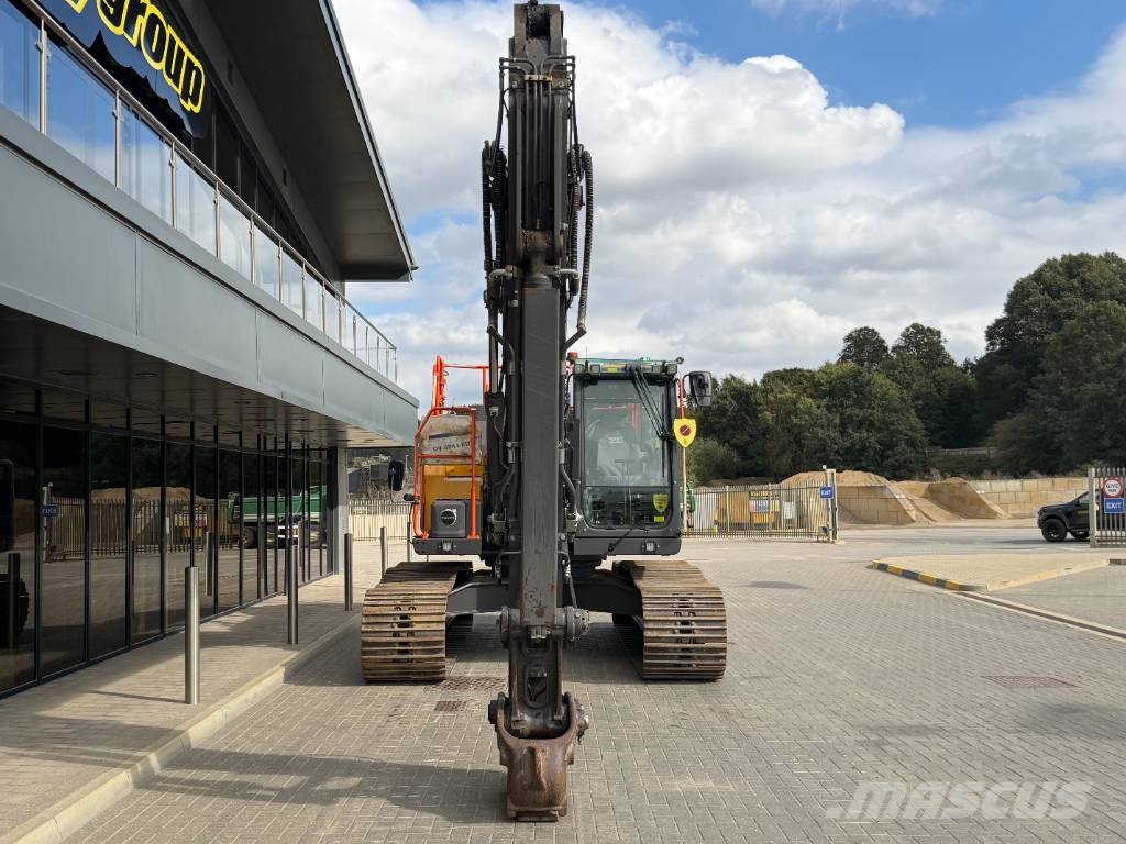 Volvo EC 230 FL5 حفارات زحافة
