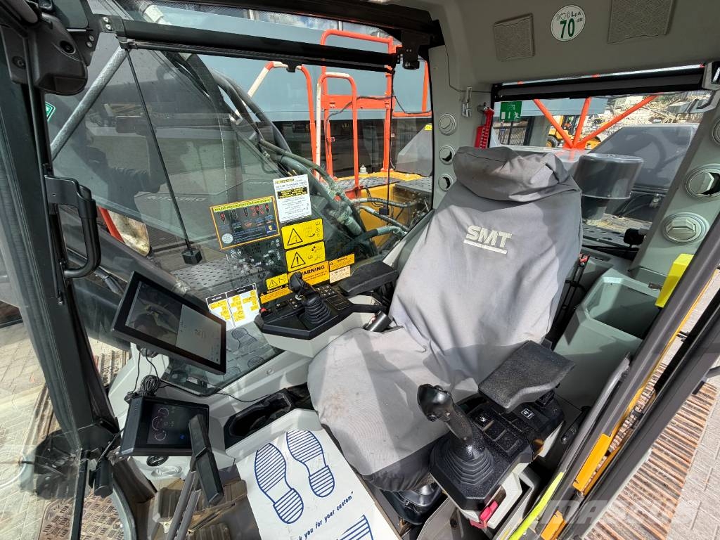 Volvo EC 230 FL5 حفارات زحافة