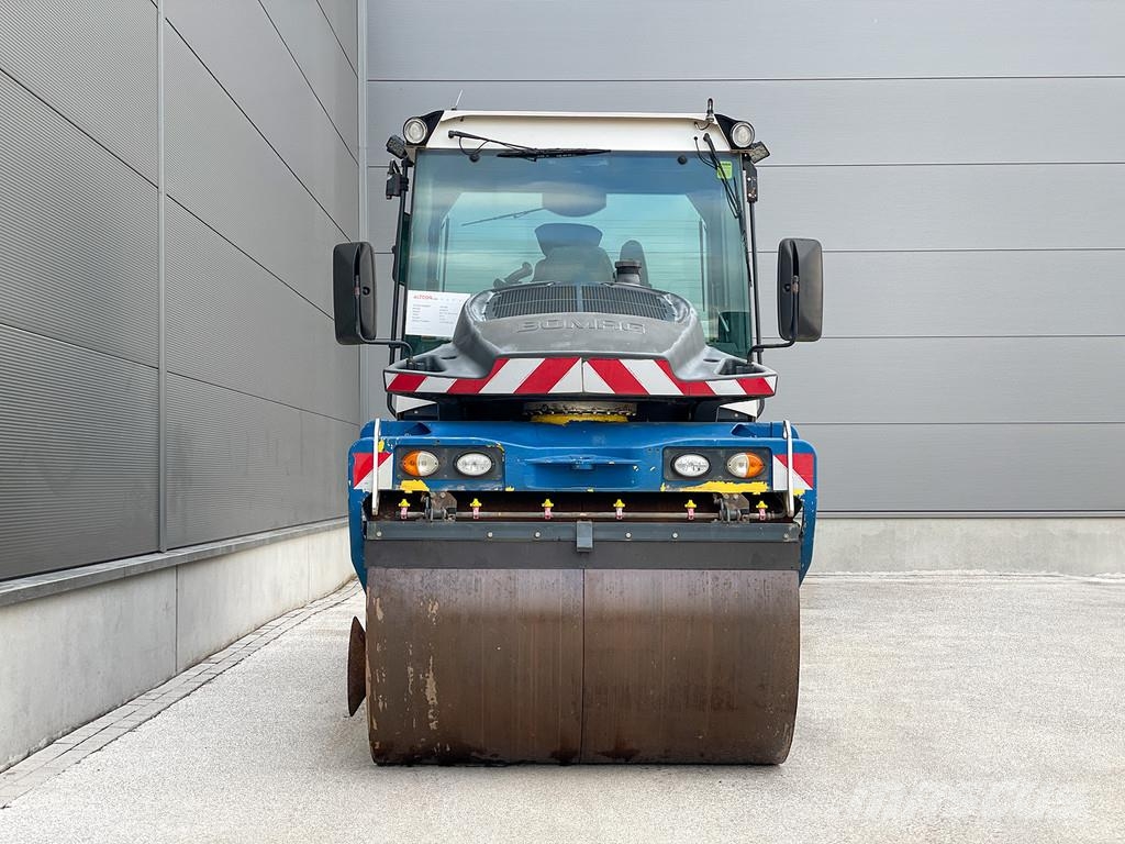 Bomag BW 174 AP-4F AM مداحل ثنائية الاسطوانة