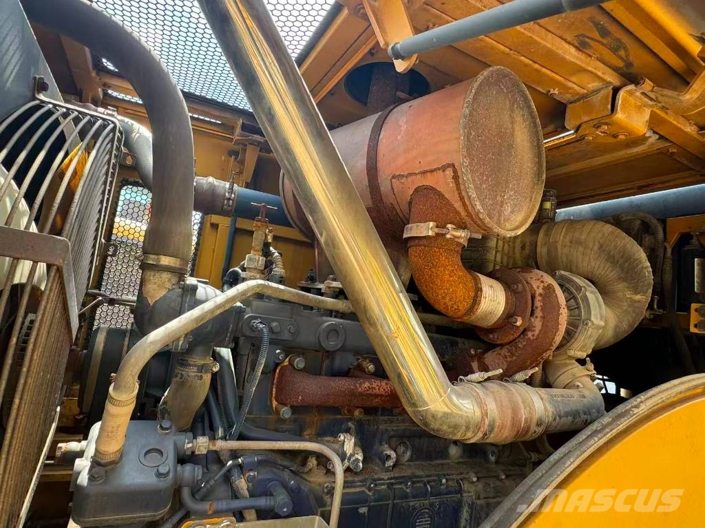 SEM 655D 輪胎式裝載機