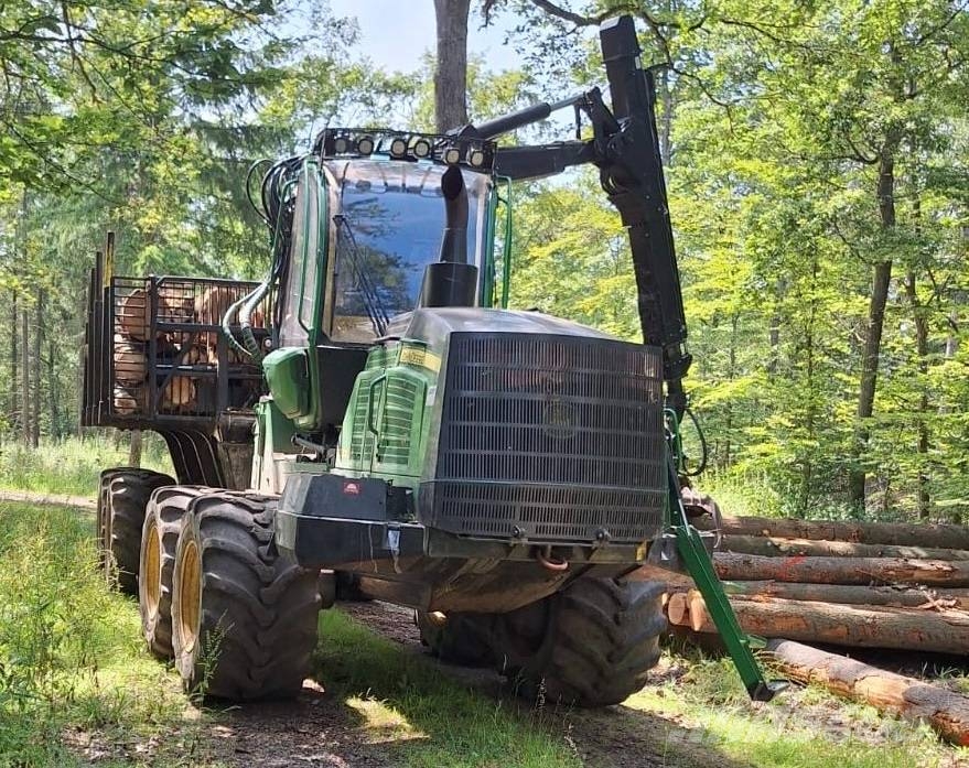 John Deere 1210 G Kuormatraktorit