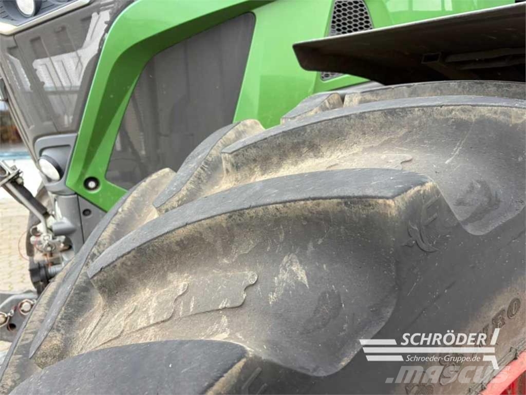Fendt 942 GEN6 PROFI PLUS Traktorer