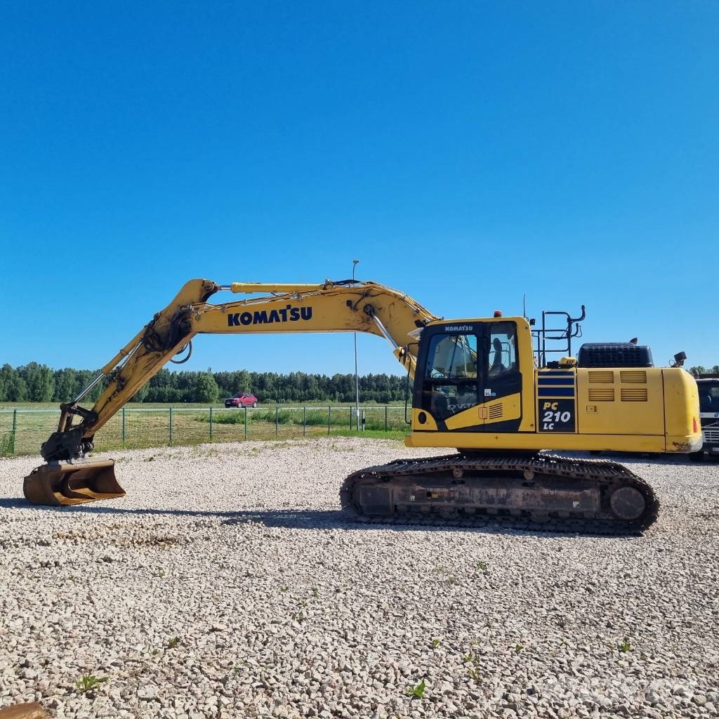 Komatsu PC 210 LC-11 履带挖掘机