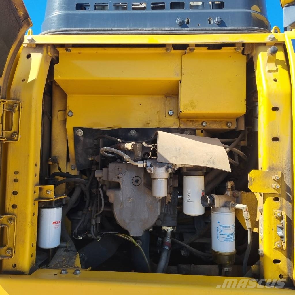 Komatsu PC 210 LC-11 履带挖掘机
