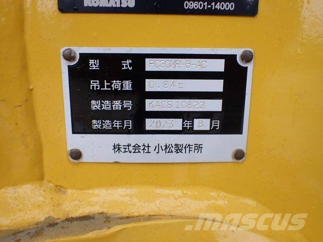 PC PC30MR‑5 حفارات زحافة
