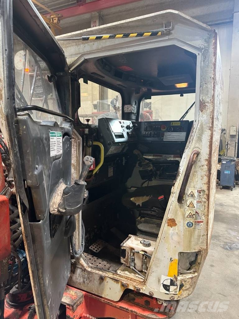Sandvik LH 307 لوادر للعمل تحت سطح الأرض