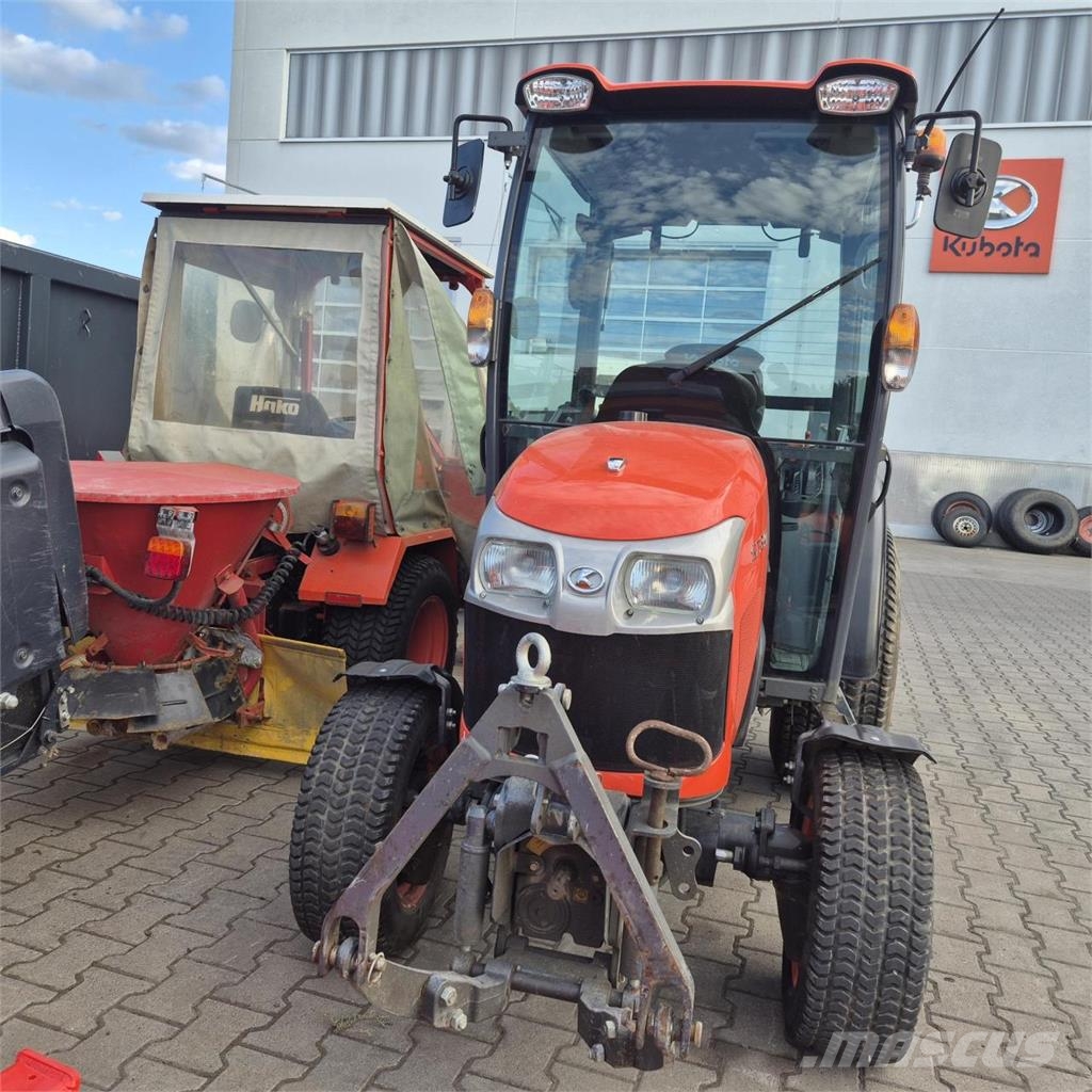 Kubota ST 341 C RS/PTO Taajamatraktorit