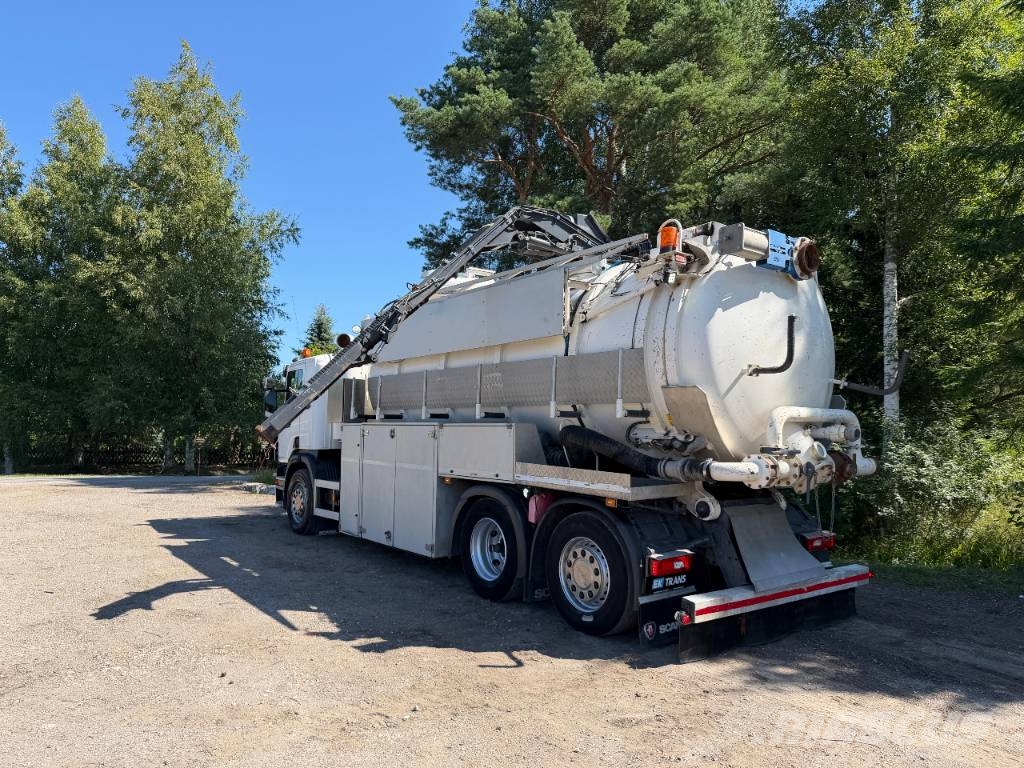 Scania P 410 Camiones aspiradores/combi