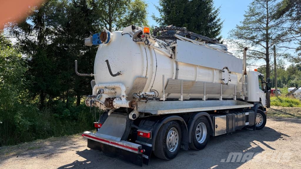 Scania P 410 Camiones aspiradores/combi