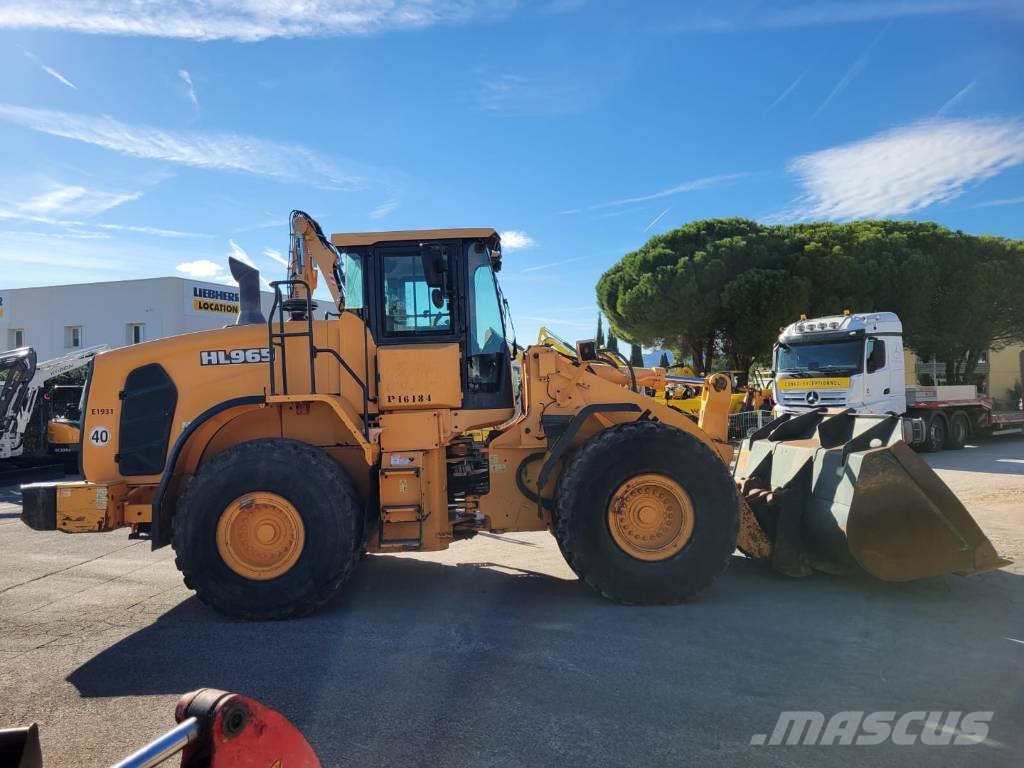 Hyundai HL 965 Kolesni nakladalci