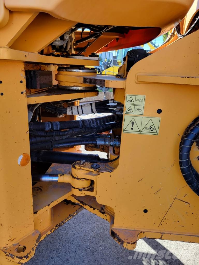 Hyundai HL 965 Kolesni nakladalci