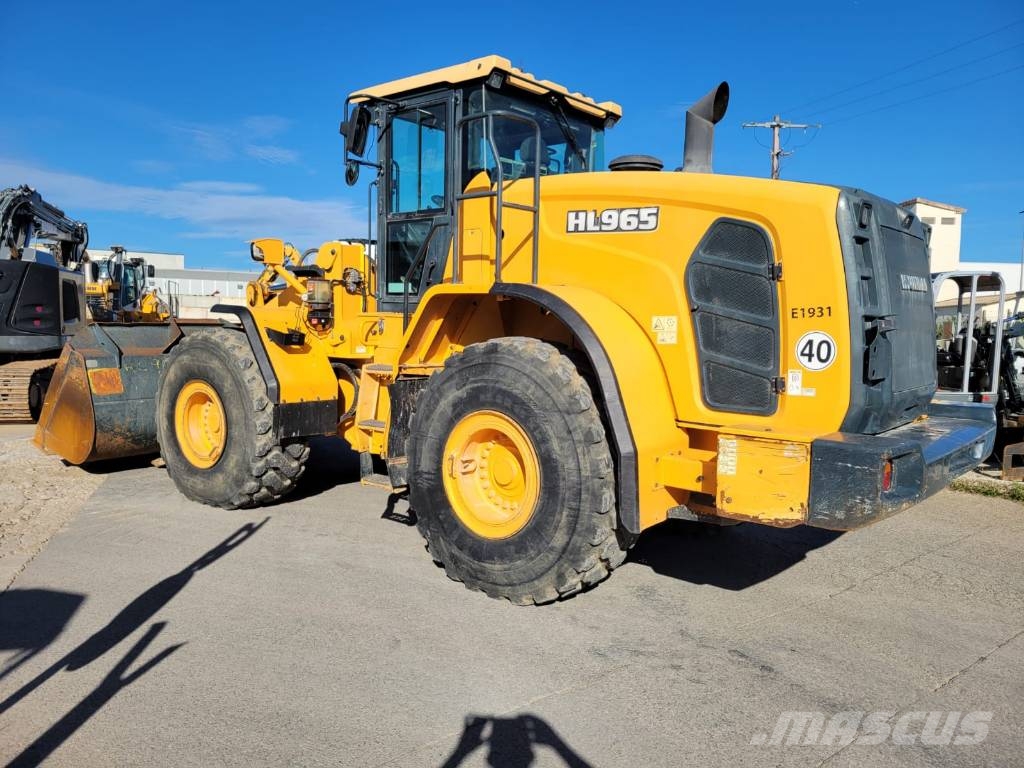 Hyundai HL 965 Kolesni nakladalci