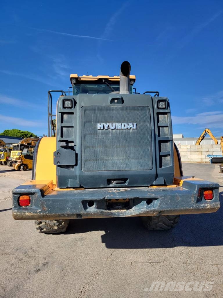 Hyundai HL 965 Kolesni nakladalci