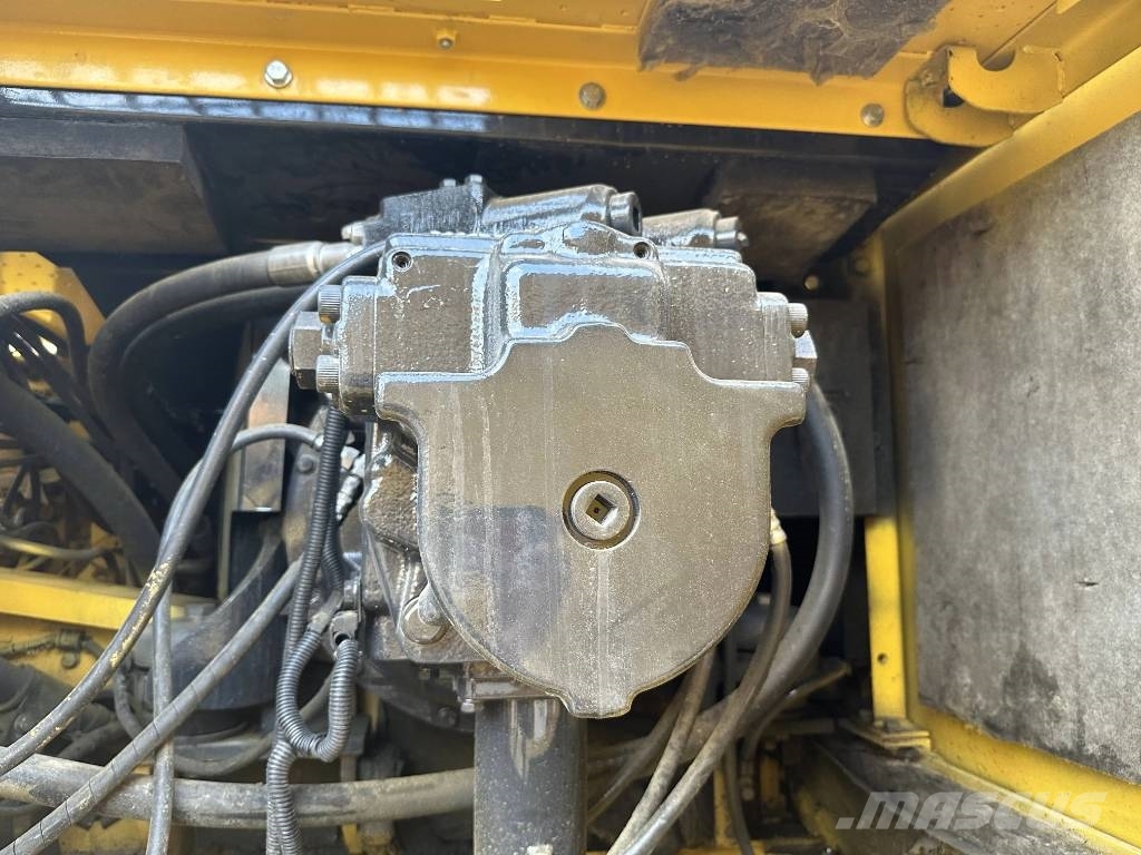 Komatsu PC400-7 Escavadoras de rastos