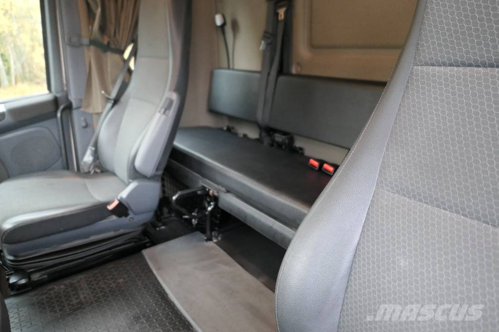 Scania Körskoleutrustad Dubbelkommando R450lb6x2*4hnb Kofferaufbau