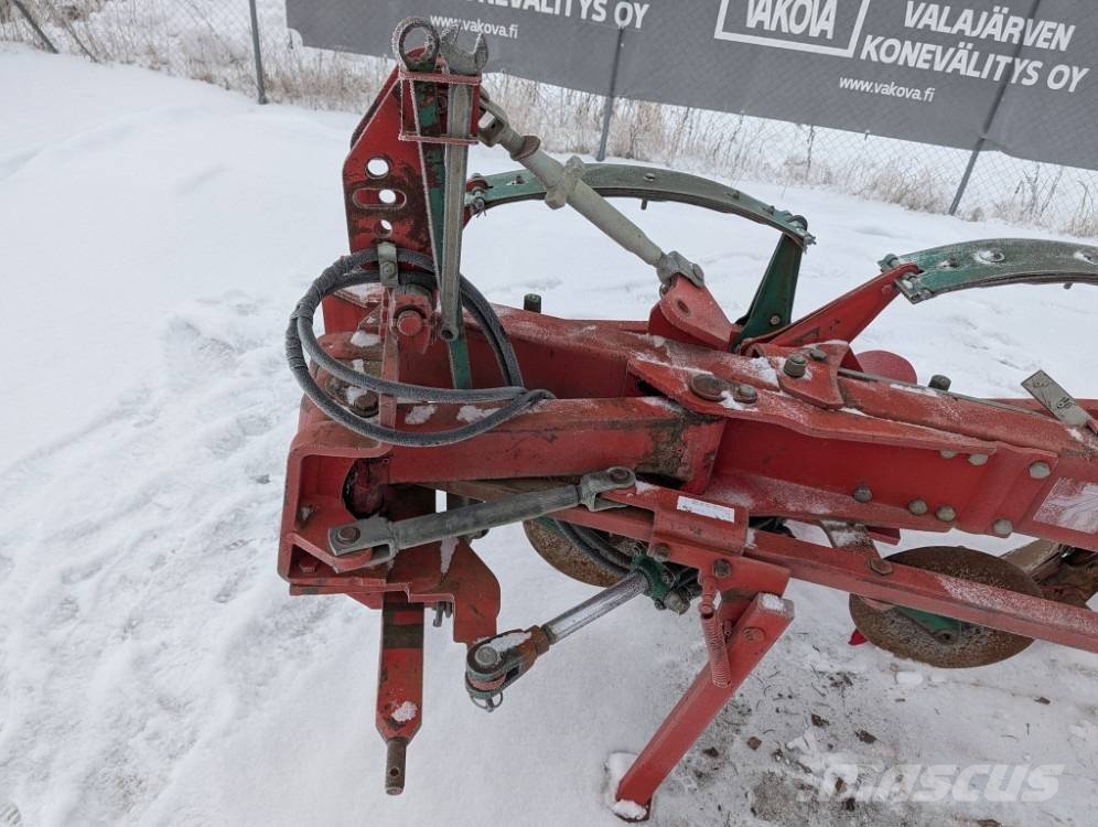 Kverneland AD-85 Variomat Charrue non réversible