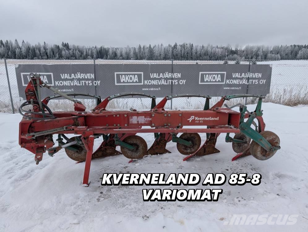 Kverneland AD-85 Variomat Charrue non réversible