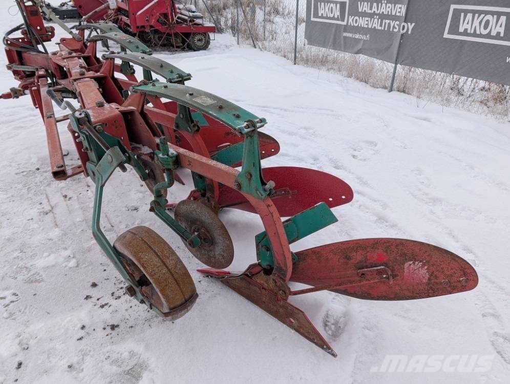 Kverneland AD-85 Variomat Charrue non réversible