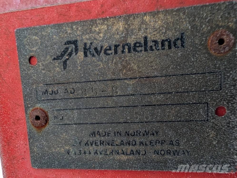 Kverneland AD-85 Variomat Charrue non réversible