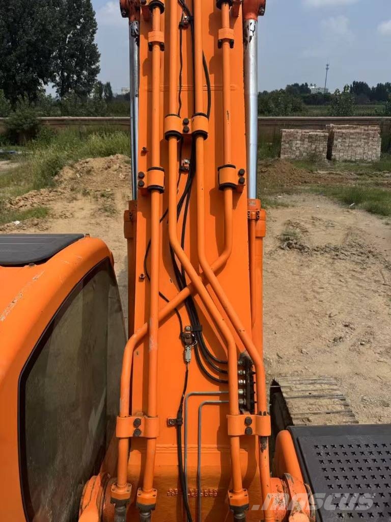 Doosan DX 300 Bagri goseničarji