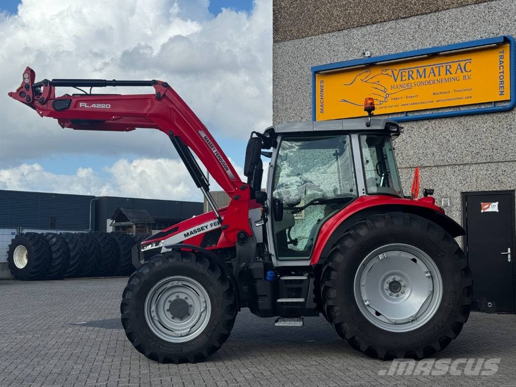 Massey Ferguson 5S145 EFFICIENT, DYNA 6, frontloader, 2023, 468 hr Traktorid