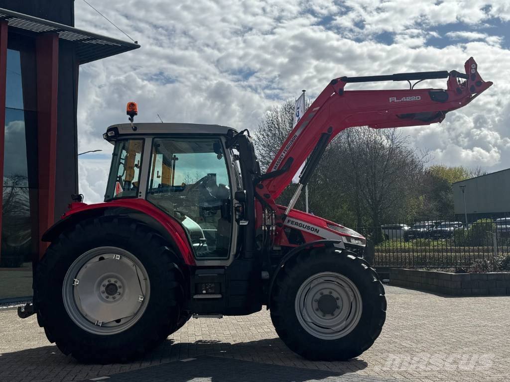 Massey Ferguson 5S145 EFFICIENT, DYNA 6, frontloader, 2023, 468 hr Traktorid