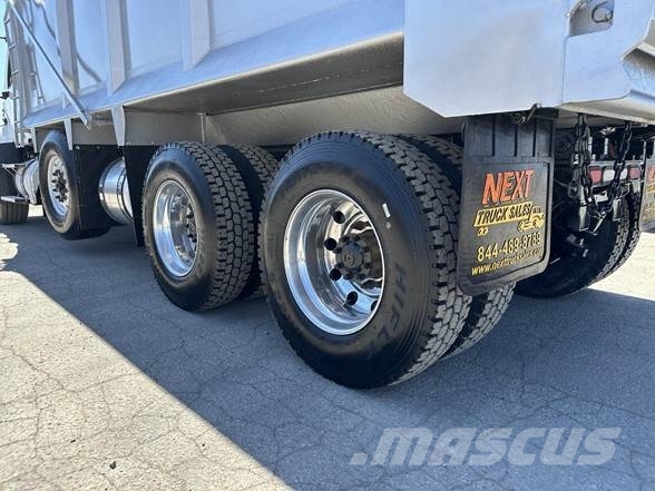 Freightliner 114SD Kiper tovornjaki