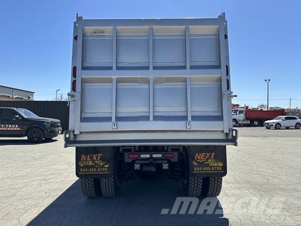 Freightliner 114SD Kiper tovornjaki