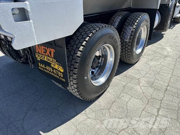 Freightliner 114SD Kiper tovornjaki