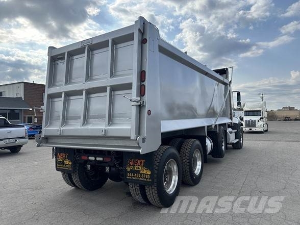 Freightliner 114SD Kiper tovornjaki