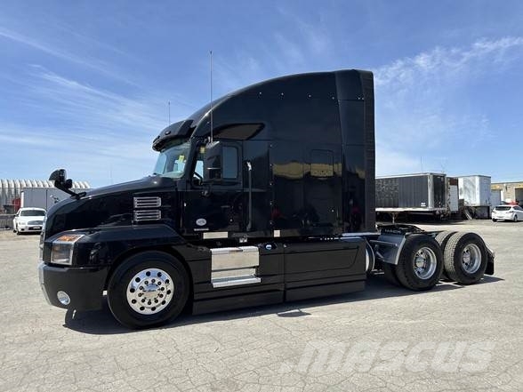 Mack ANTHEM 64T Τράκτορες