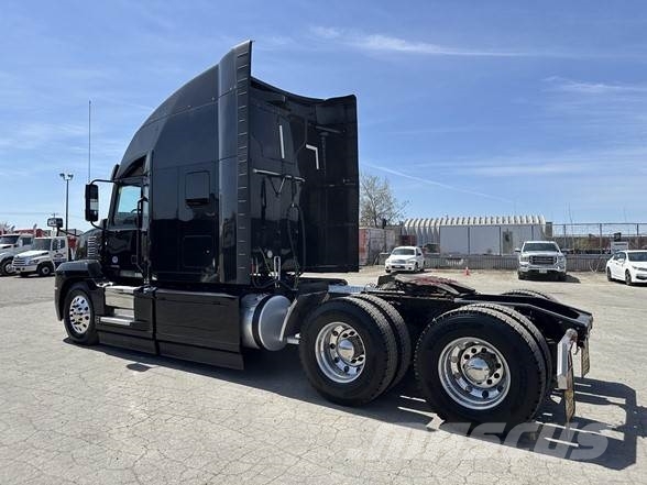Mack ANTHEM 64T Τράκτορες